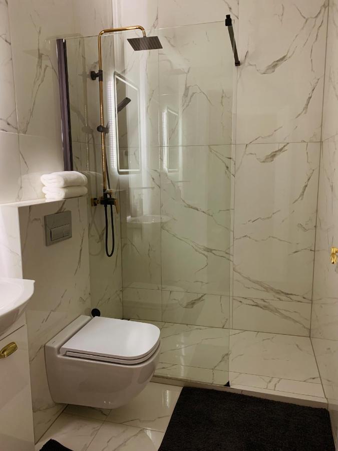 Tiltu 5 Jacuzzi Apartment Клайпеда Екстер'єр фото