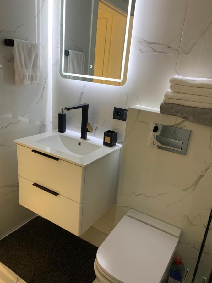 Tiltu 5 Jacuzzi Apartment Клайпеда Екстер'єр фото