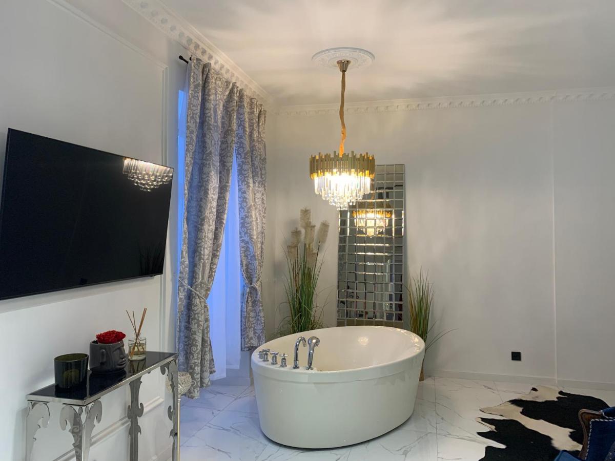 Tiltu 5 Jacuzzi Apartment Клайпеда Екстер'єр фото